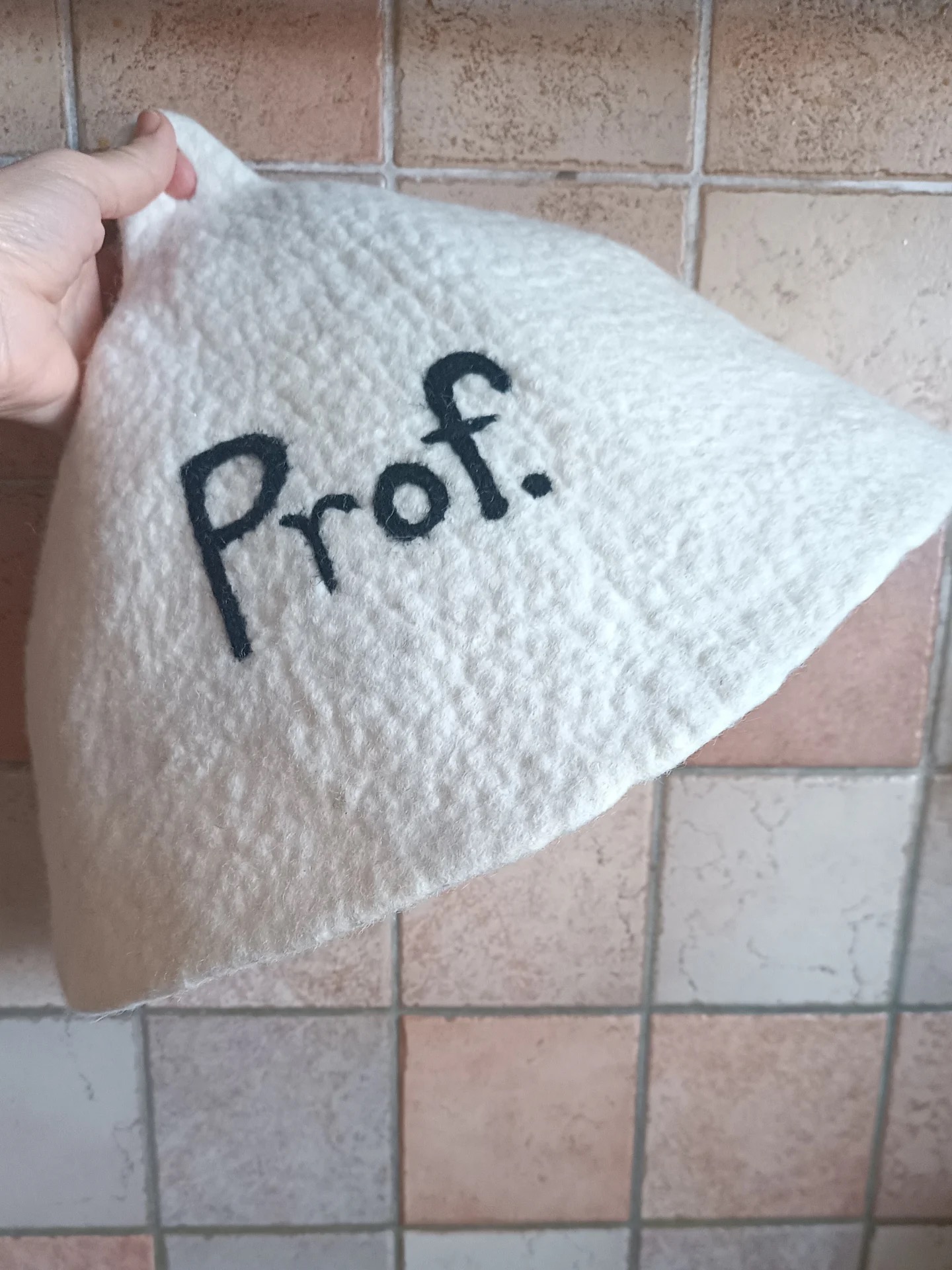 Woolkica — personalizovana filc kapa za saunu