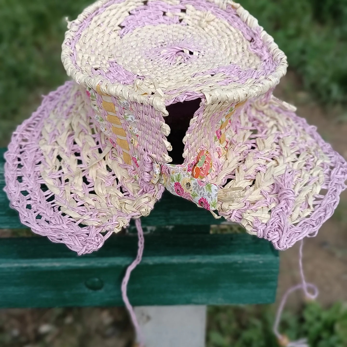 Woolkica — tkani roze šešir, unikat